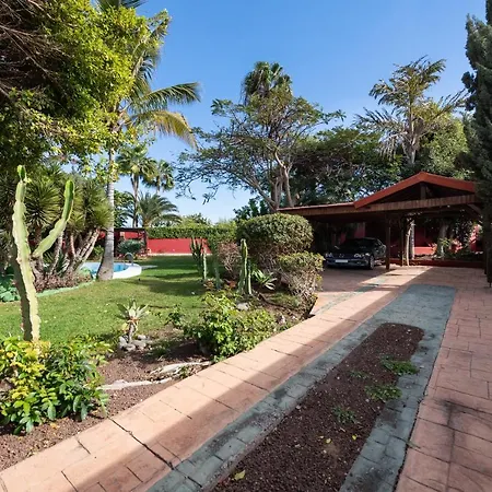4 Bed Maspalomas Villa. Tropical Garden Pool Holiday home *